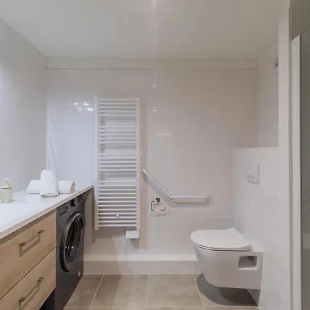 Ovelia - Le Jardin D'odette 3* Nimes